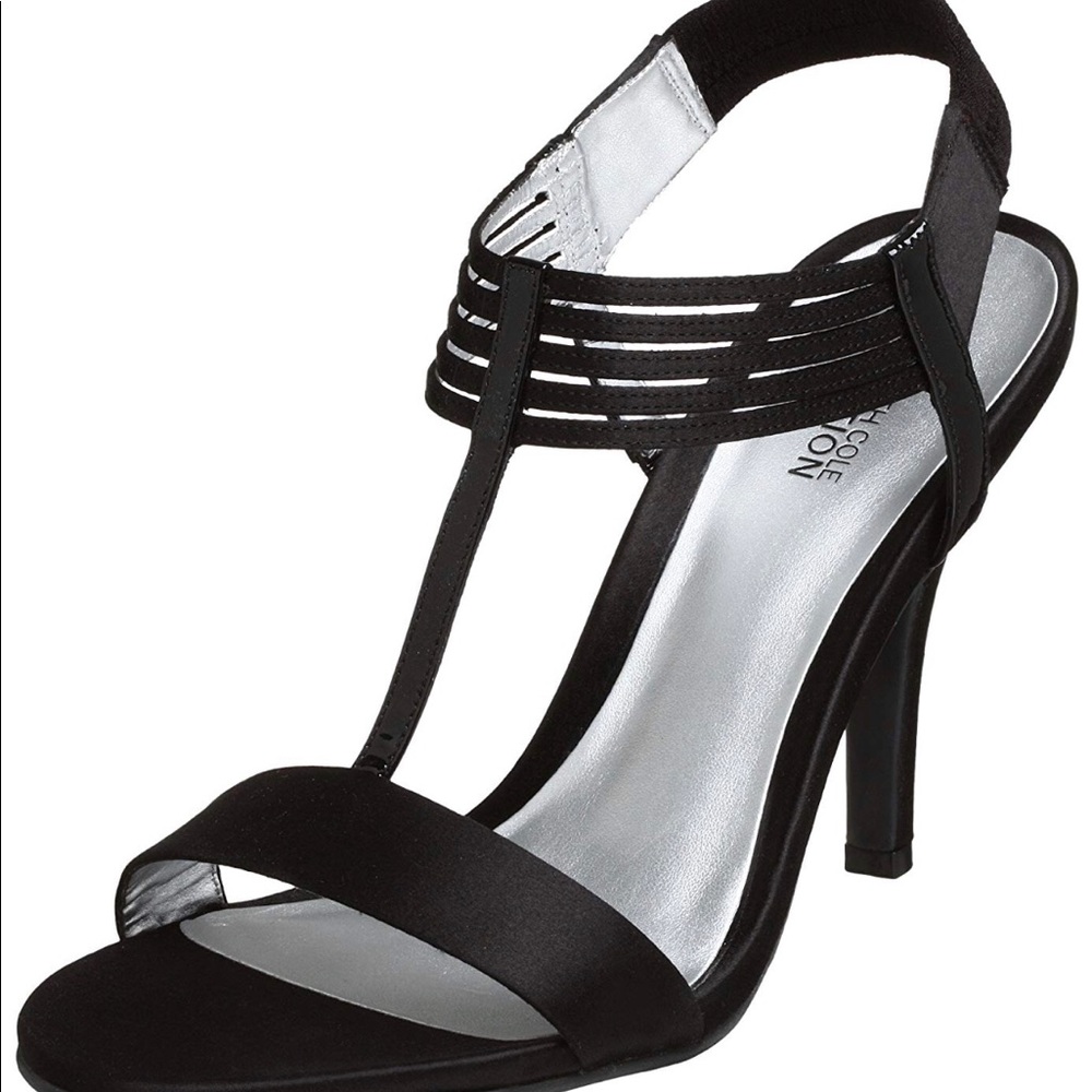 Kenneth Cole heeled sandals, satin “know way”
